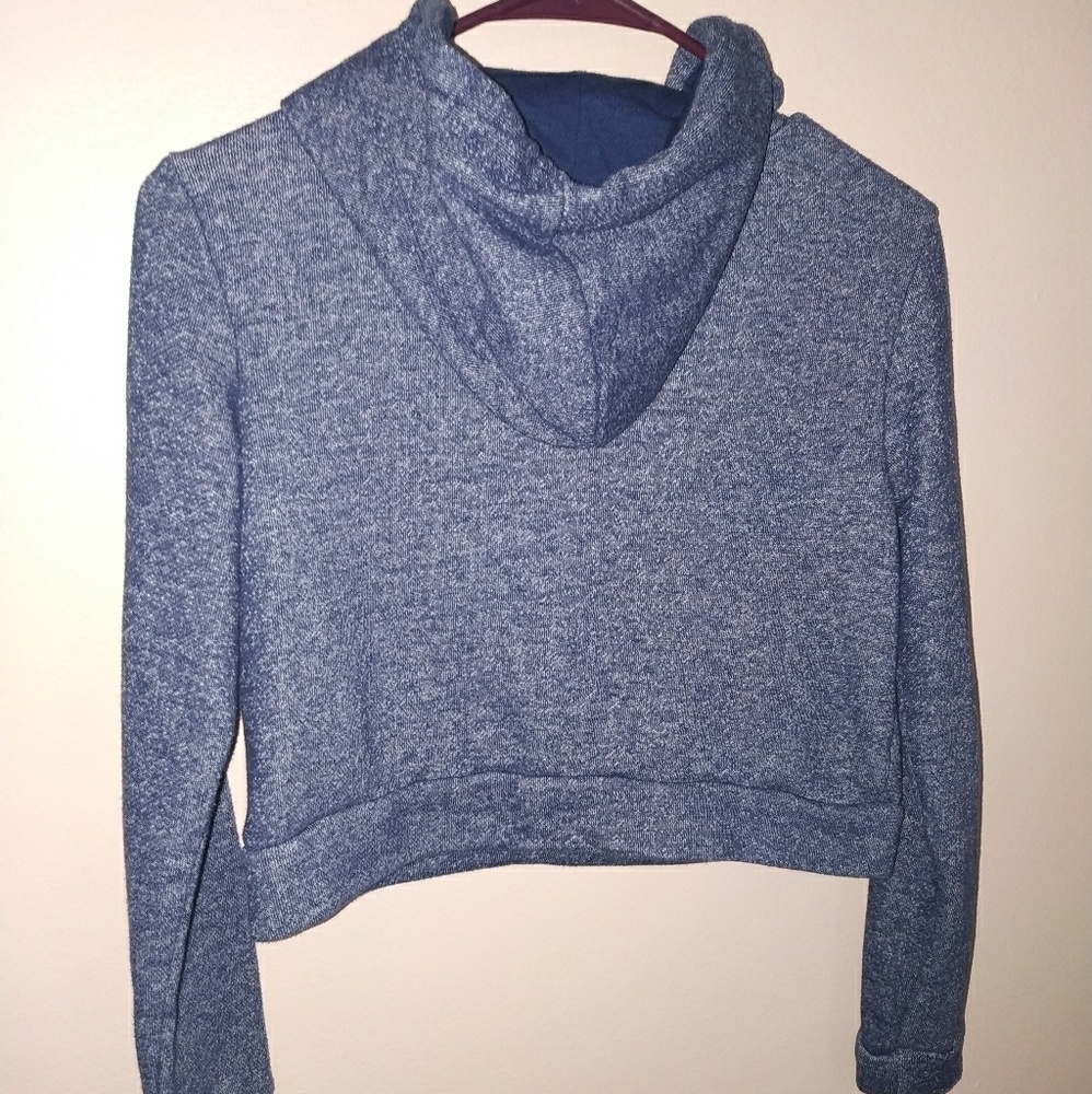 Cropped hoodie! - Picture 4 of 4